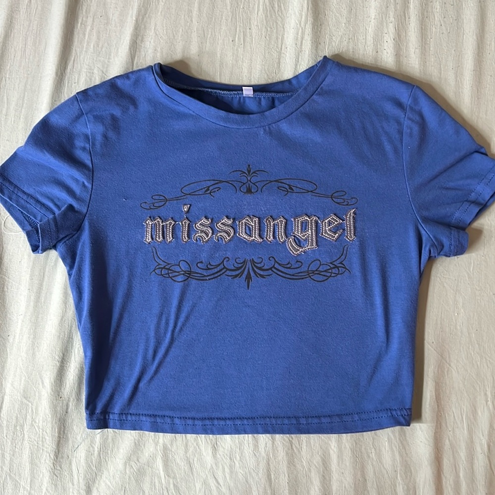 EMMIOL miss angel Crop Top